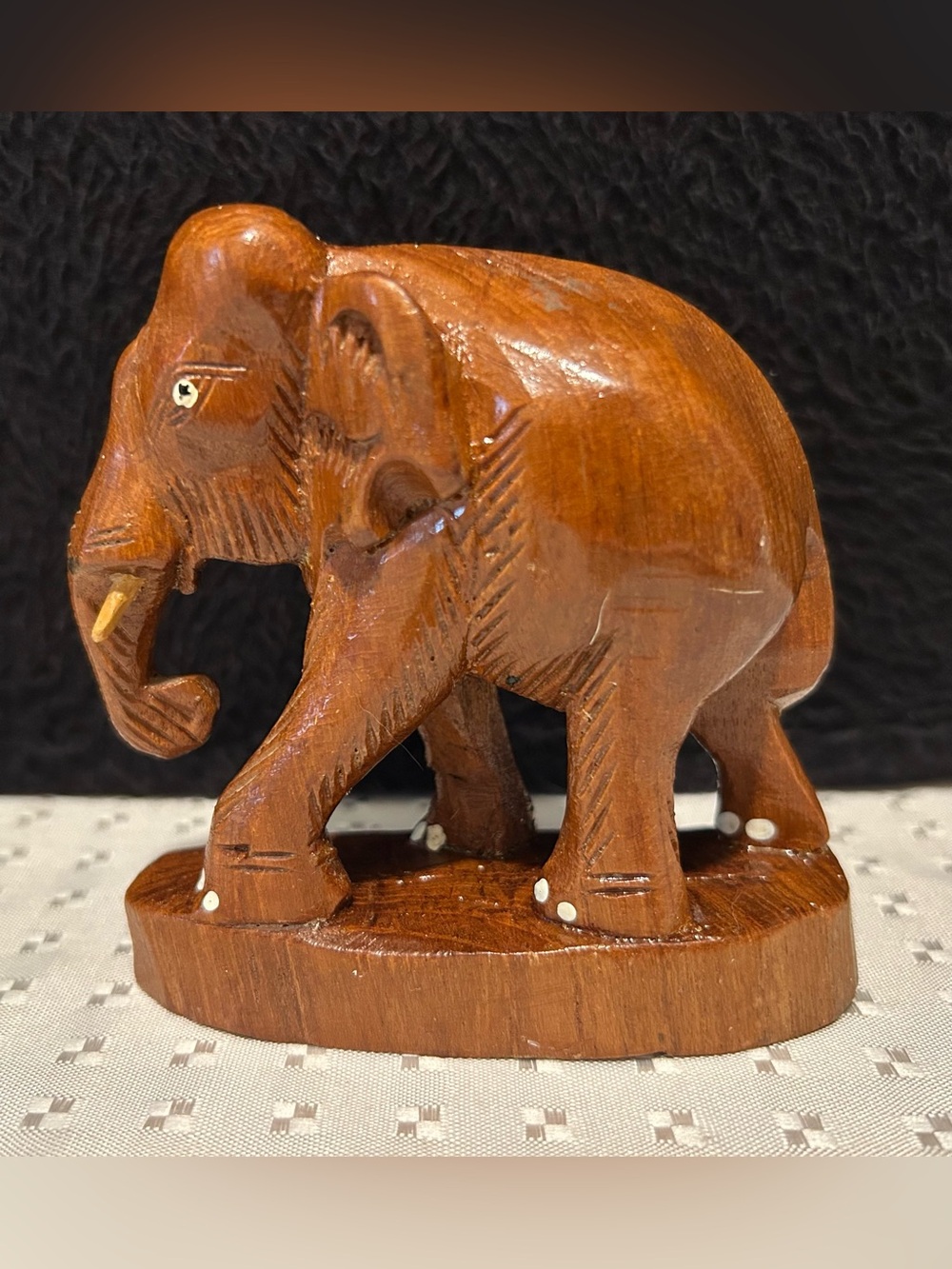 Beautiful Carved Wooden Elephant Statue With Tusk 4 In Tall And Long